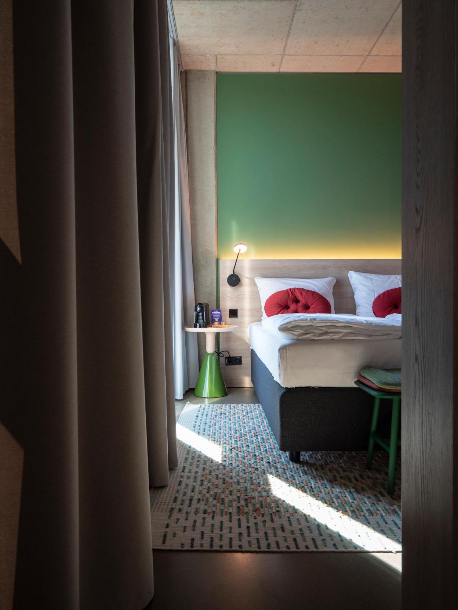 Theclouth Hotel Koln Bagian luar foto