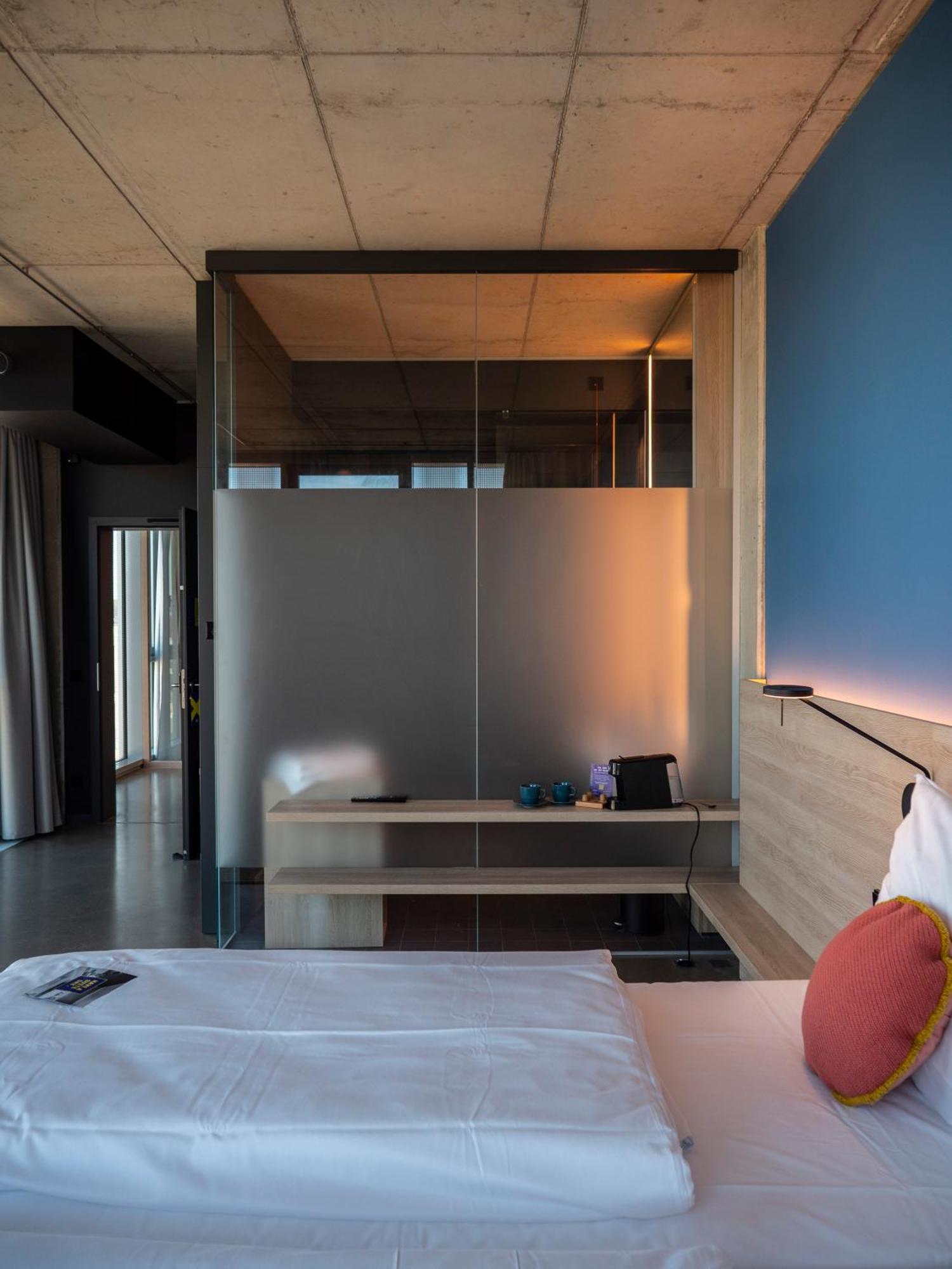 Theclouth Hotel Koln Bagian luar foto